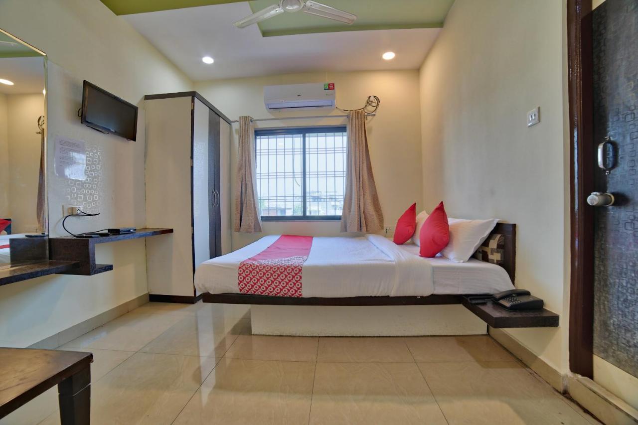 Oyo 35538 Hotel Risha Chandrapur Екстер'єр фото