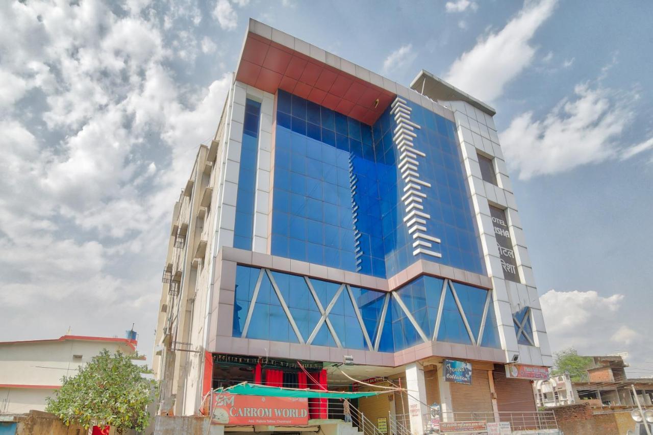 Oyo 35538 Hotel Risha Chandrapur Екстер'єр фото