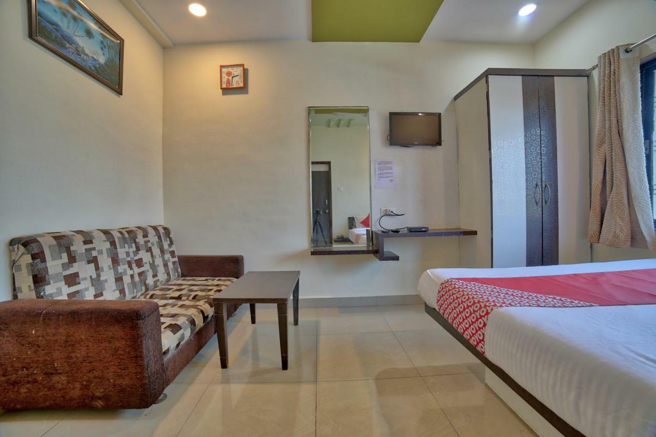 Oyo 35538 Hotel Risha Chandrapur Екстер'єр фото