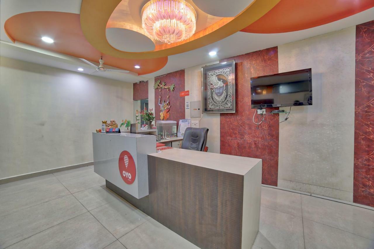 Oyo 35538 Hotel Risha Chandrapur Екстер'єр фото