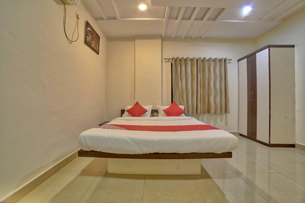 Oyo 35538 Hotel Risha Chandrapur Екстер'єр фото