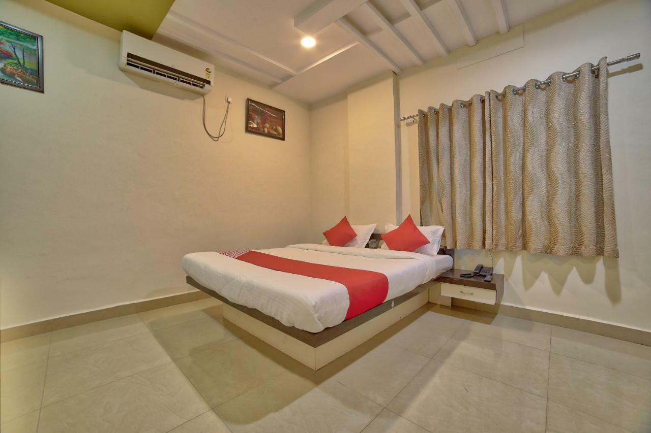 Oyo 35538 Hotel Risha Chandrapur Екстер'єр фото