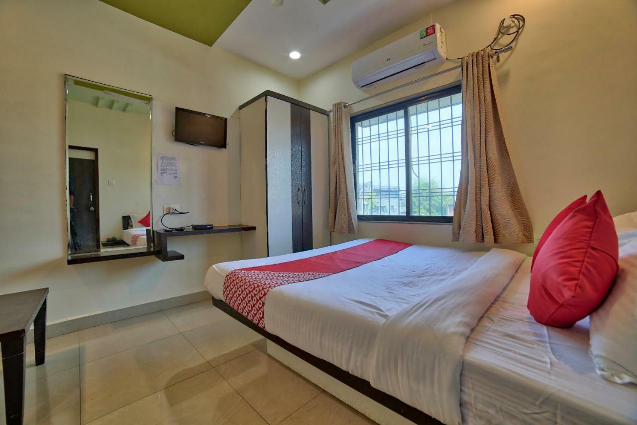 Oyo 35538 Hotel Risha Chandrapur Екстер'єр фото
